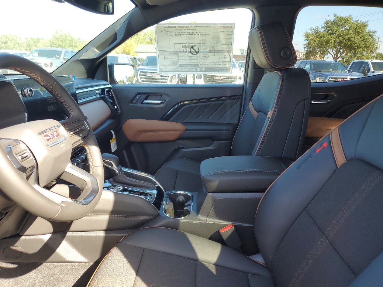 New 2026 GMC Canyon AT4 AWD/4WD image 19
