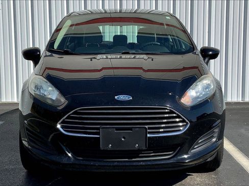 Used 2019 Ford Fiesta SE image 3
