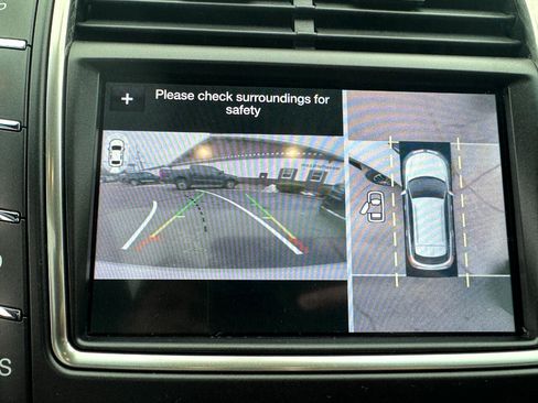 Used 2019 Lincoln Nautilus Reserve w/ Drivers Assistance Package image 18