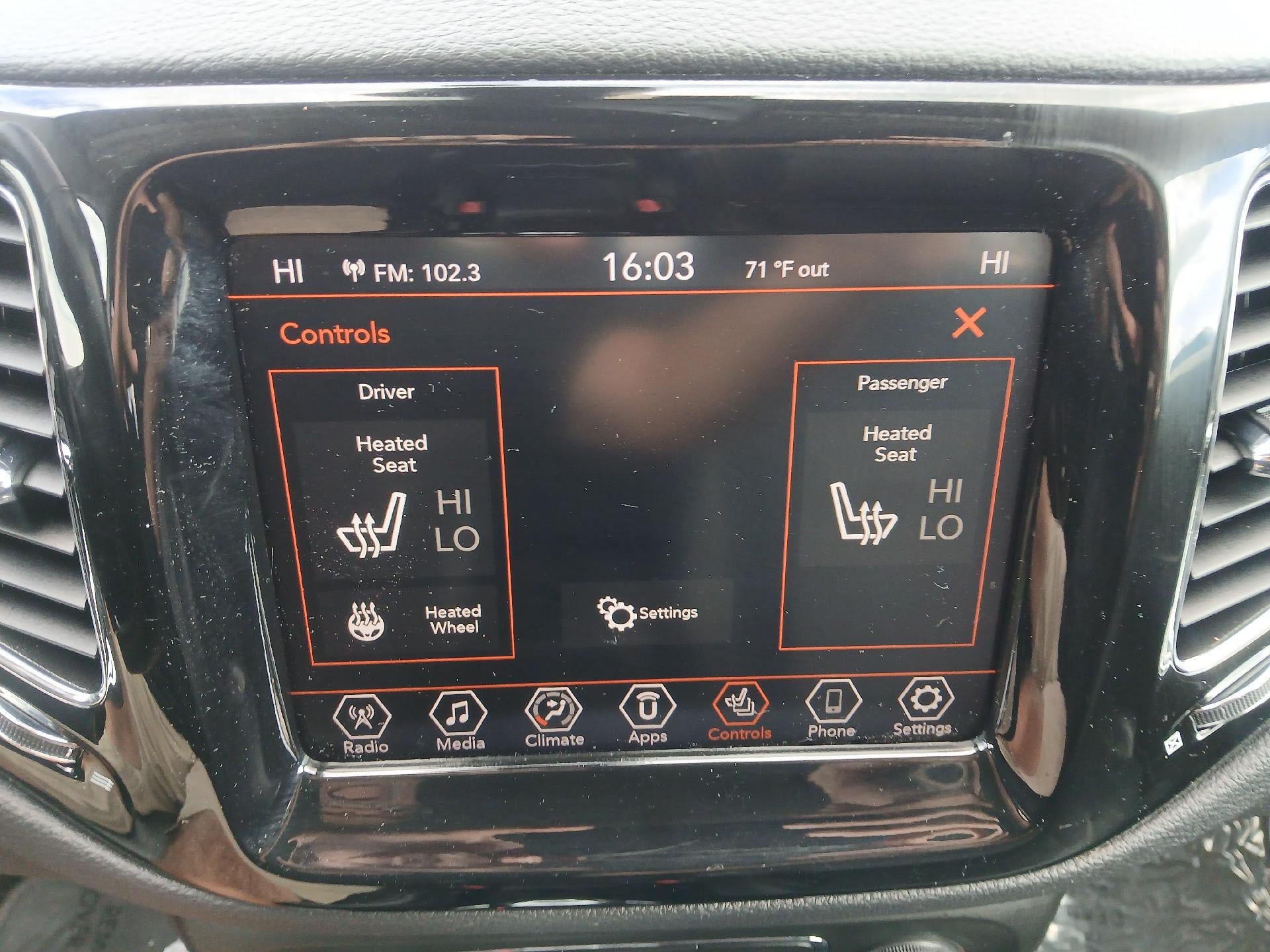 Used 2021 Jeep Compass Limited FWD image 27