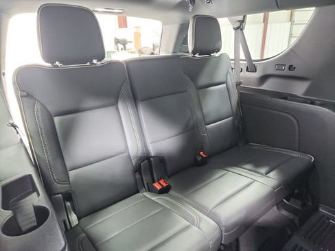 Used 2021 Chevrolet Suburban Premier w/ Premium Package AWD/4WD image 54