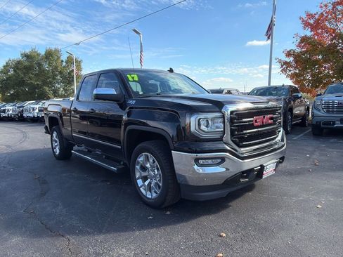 Used 2017 GMC Sierra 1500 SLT w/ SLT Premium Package image 3