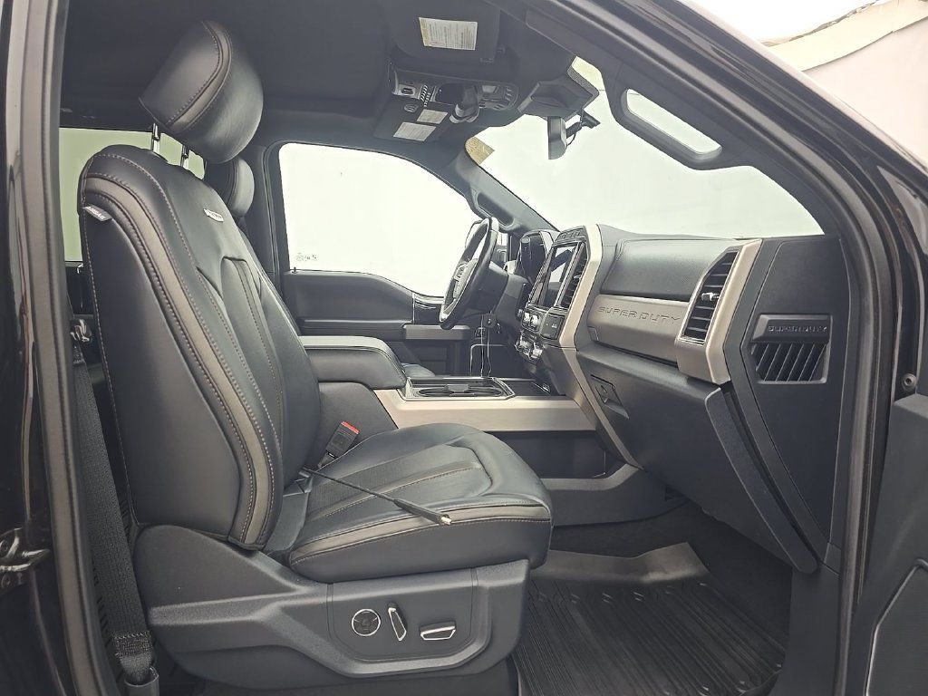 Used 2022 Ford F250 Platinum AWD/4WD image 8