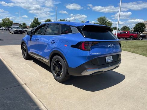New 2026 Kia Sportage EX FWD image 7