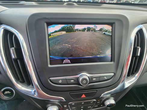 Used 2021 Chevrolet Equinox LT FWD image 30