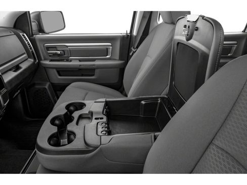 Used 2019 RAM 1500 Big Horn AWD/4WD image 9