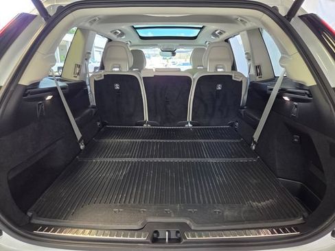 New 2026 Volvo XC90 B6 Ultra w/ Protection Package AWD/4WD image 17