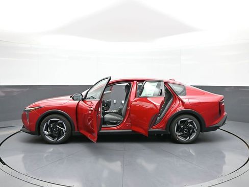 New 2025 Kia K4 EX image 42