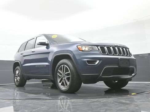 Used 2021 Jeep Grand Cherokee Limited AWD/4WD image 41