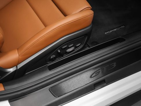 Certified 2023 Porsche 911 GT3 RWD image 29