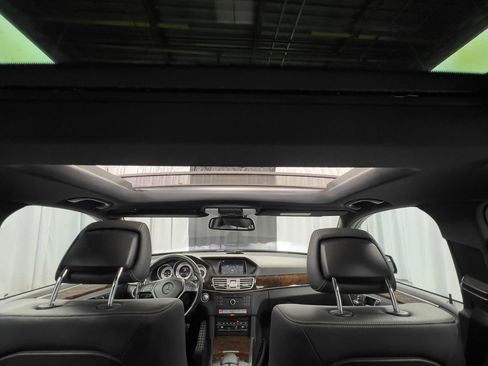 Used 2016 Mercedes-Benz E 350 4MATIC Wagon image 18
