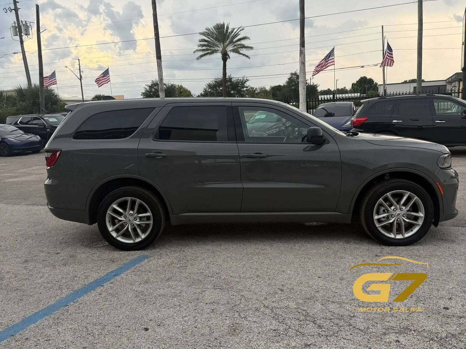 Used 2025 Dodge Durango GT AWD/4WD image 3