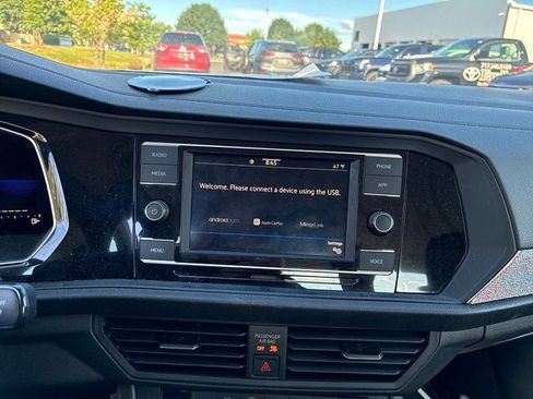Used 2022 Volkswagen Jetta S FWD image 21