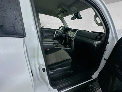 Used 2024 Toyota 4Runner SR5 image 29