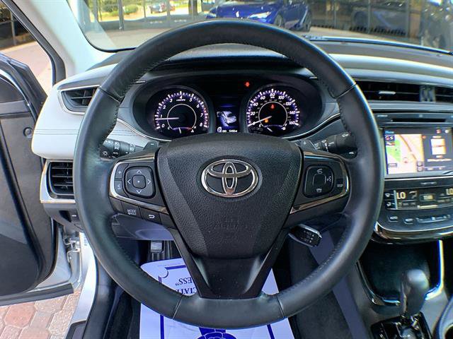 Used 2015 Toyota Avalon Limited FWD image 14