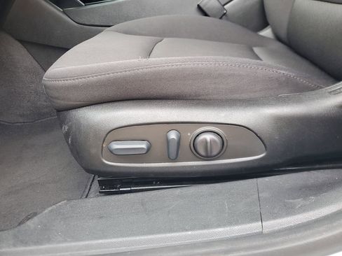 Used 2022 Chevrolet Malibu LT image 14