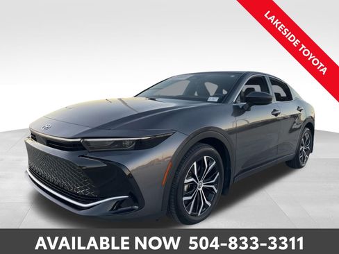 Certified 2024 Toyota Crown XLE image 1