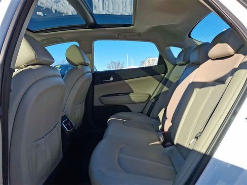 Used 2017 Kia Optima EX w/ Premium Package image 20