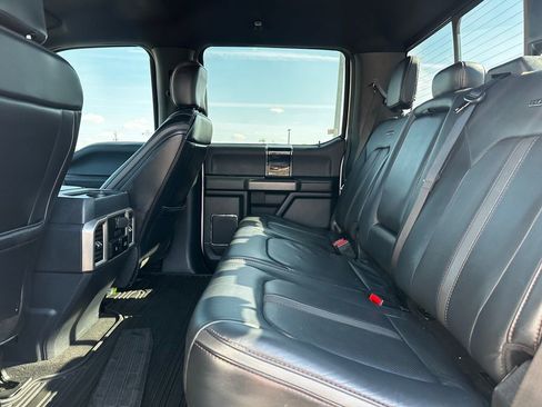 Used 2022 Ford F250 Platinum w/ FX4 Off-Road Package image 33
