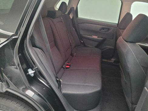 Used 2024 Nissan Rogue S image 19