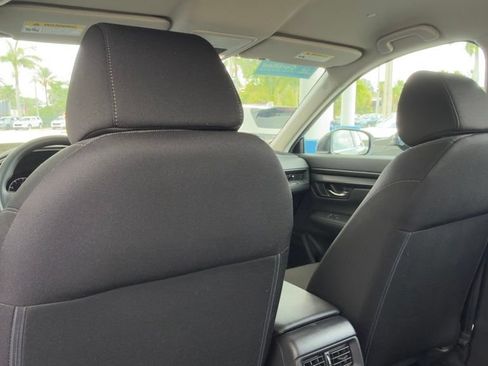 Used 2024 Honda CR-V LX image 6