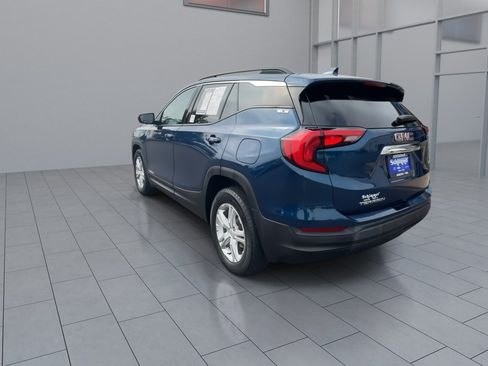 Used 2020 GMC Terrain SLE w/ Driver Convenience Package FWD image 6