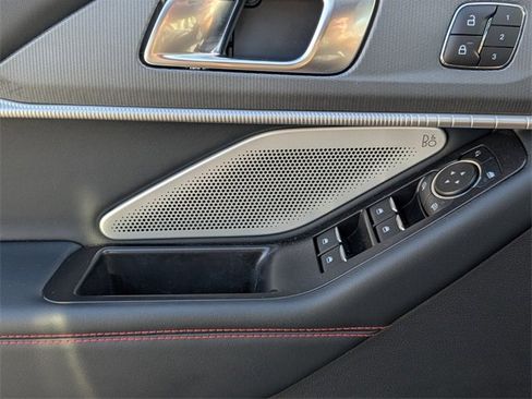 Used 2025 Ford Explorer ST image 38