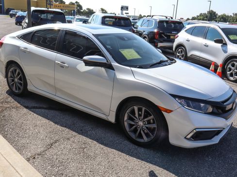 Used 2020 Honda Civic EX-L image 3