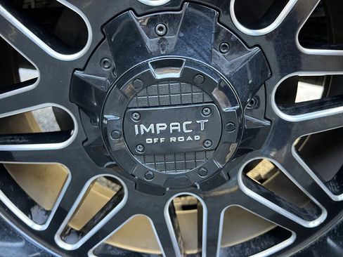 Used 2013 Chevrolet Silverado 1500 LTZ image 25