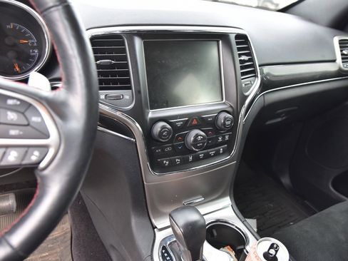 Used 2017 Jeep Grand Cherokee Trailhawk w/ Trailhawk Luxury Group image 8