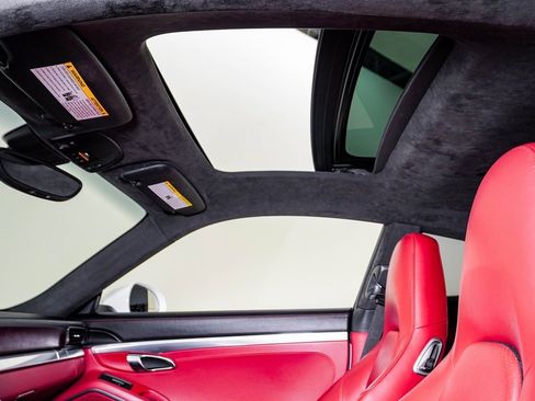 Certified 2015 Porsche 911 Carrera image 17