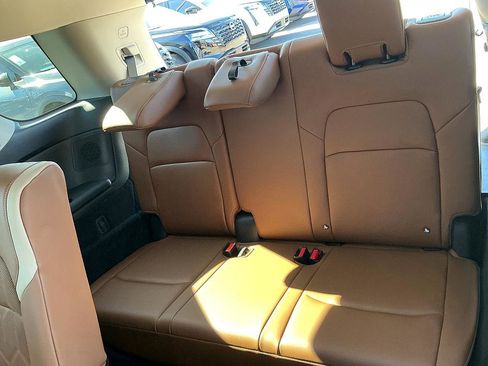 New 2026 Nissan Pathfinder Platinum image 26