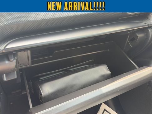 Used 2024 Subaru Forester AWD/4WD image 28