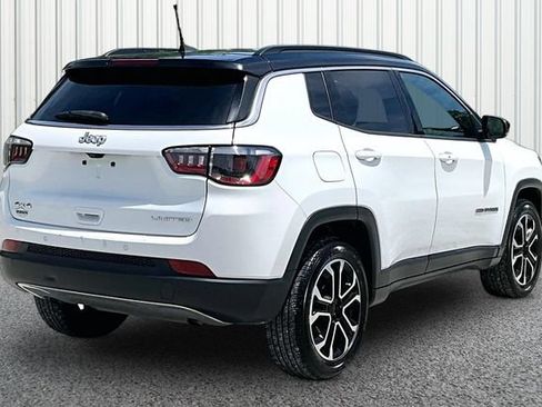Used 2024 Jeep Compass Limited AWD/4WD image 11