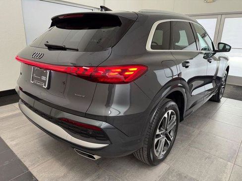 Certified 2025 Audi Q5 Premium Plus w/ Premium Plus image 2