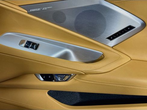 Used 2022 Chevrolet Corvette Stingray Premium Conv w/ Chrome Exterior Badge Package RWD image 33