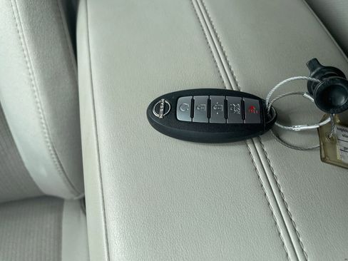 Used 2025 Nissan Altima 2.5 SV image 21