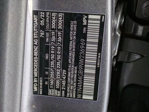 Used 2022 Mercedes-Benz GLB 250 image 24
