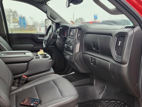 Used 2025 Chevrolet Silverado 3500 W/T image 6