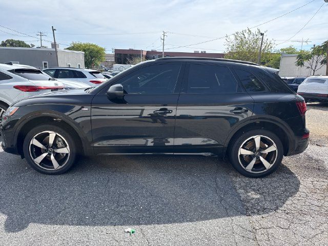 Used 2023 Audi Q5 2.0T Premium Plus w/ Premium Plus Package AWD/4WD image 3