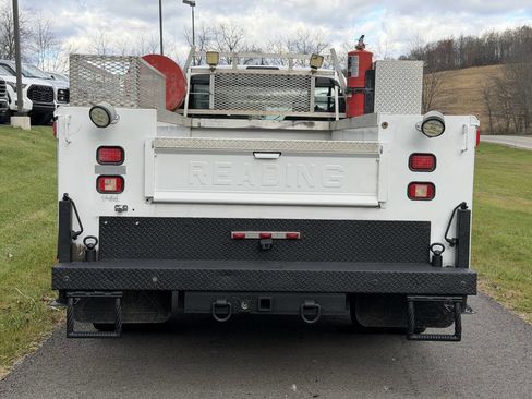 Used 2015 Ford F450 XL w/ Power Equipment Group image 6