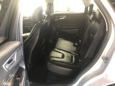Used 2019 Ford Edge Titanium AWD/4WD image 15