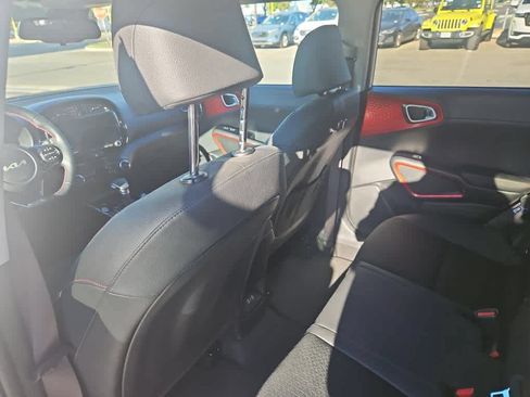 Used 2025 Kia Soul GT-Line FWD image 11