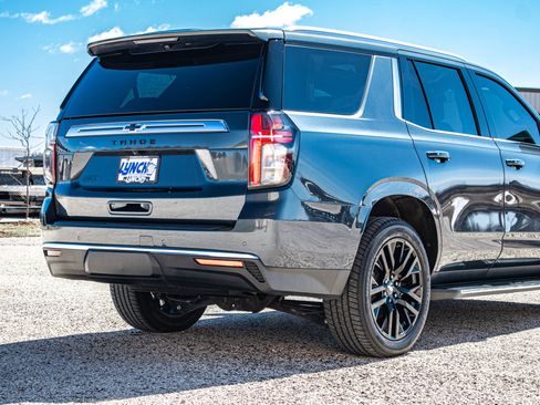 Used 2021 Chevrolet Tahoe LT w/ LT Signature Package AWD/4WD image 18