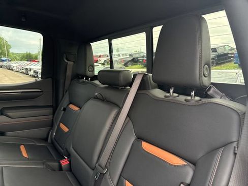 Used 2024 GMC Sierra 1500 AT4 w/ AT4 Preferred Package AWD/4WD image 20