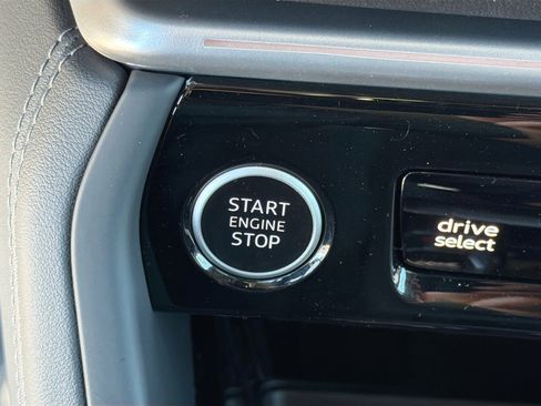 New 2025 Audi Q5 Premium Plus image 36