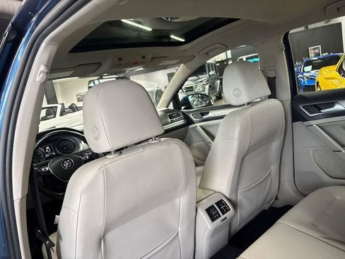 Used 2015 Volkswagen Golf S w/ Lighting Package image 37