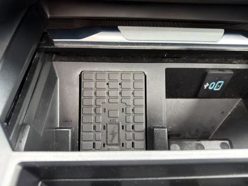 Used 2024 Ford F450 Platinum w/ FX4 Off-Road Package image 41