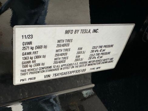 Used 2023 Tesla Model Y Long Range image 28