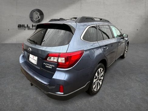 Used 2017 Subaru Outback 2.5i Limited AWD/4WD image 6